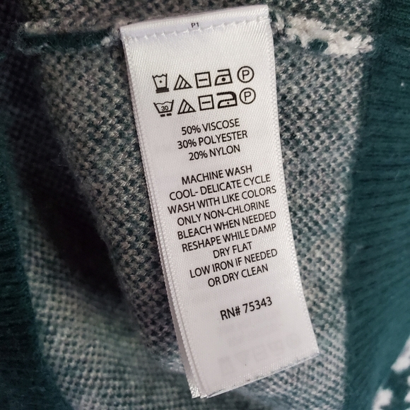 Paraphrase | Floral Button-Down Carigan - Picture 5 of 5